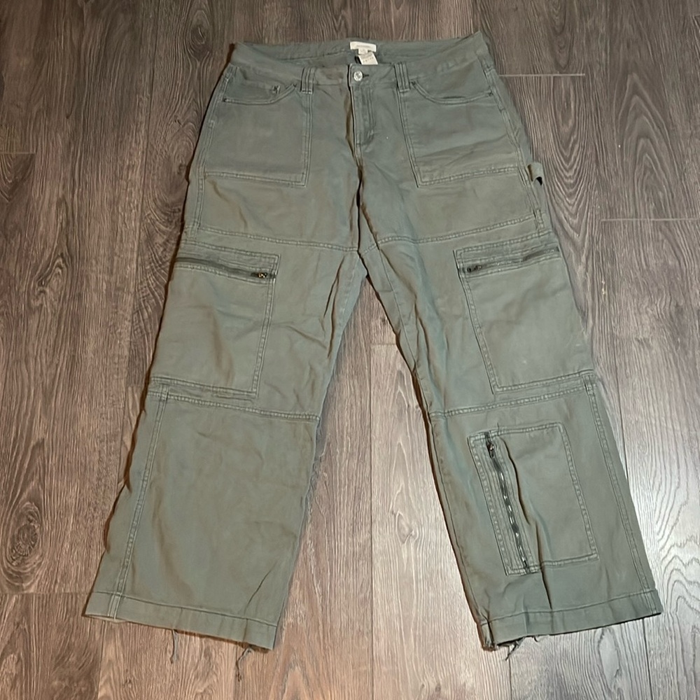 Green cargo baggy pants